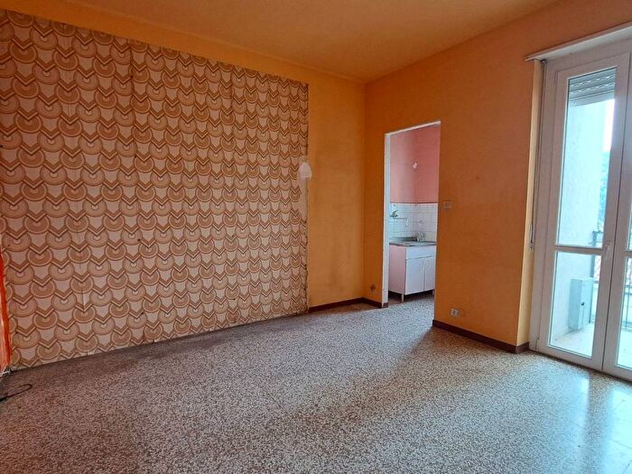 Appartamento trilocale in affitto in Via San Rocco, Centro, Orbassano