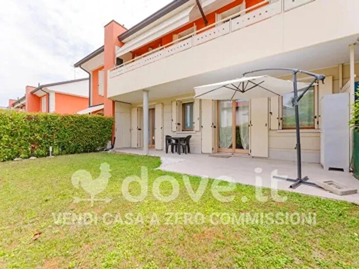 Appartamento bilocale in vendita in Via Lucania, Venezia