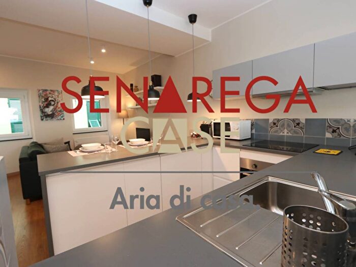 Appartamento monolocale in affitto in Vico Sotto le Murette, Molo, Genova