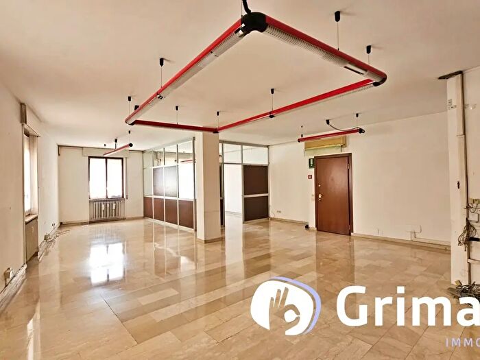 Appartamento con 5 locali in vendita in Via Zamenhof, Milano