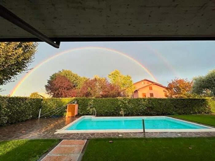 Casa quadrilocale in vendita in Via del Barco, Covo