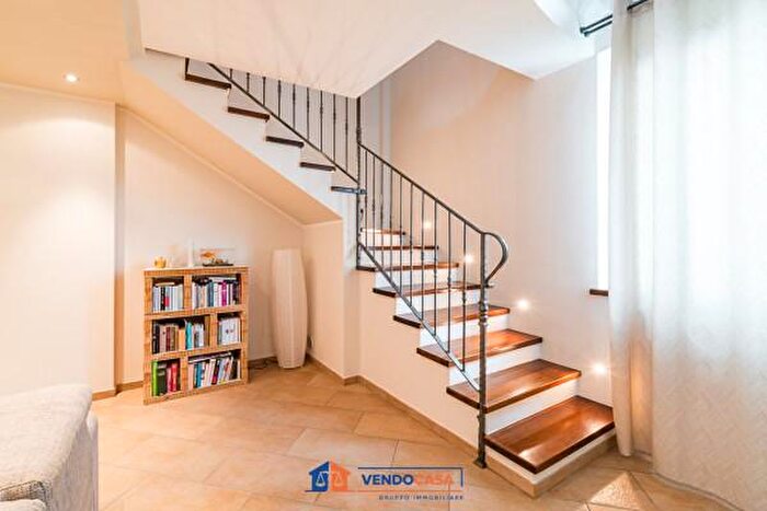 Case in Vendita e in Affitto - 3