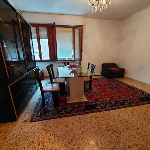 Appartamento quadrilocale in vendita in Cascina