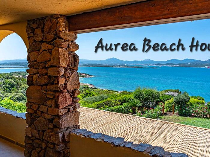 Casa con 6 locali in affitto in Via Funtana Umbrina, Murta Maria Porto Istana, Olbia