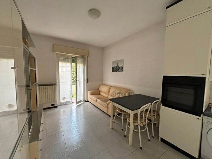 Appartamento bilocale in affitto in Via Marco dAgrate, Corvetto, Milano