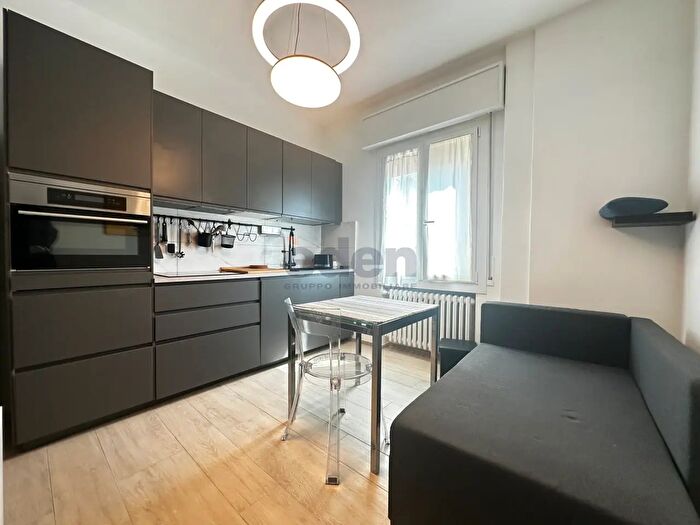 Appartamento bilocale in vendita in Via Emilia Ovest, Modena