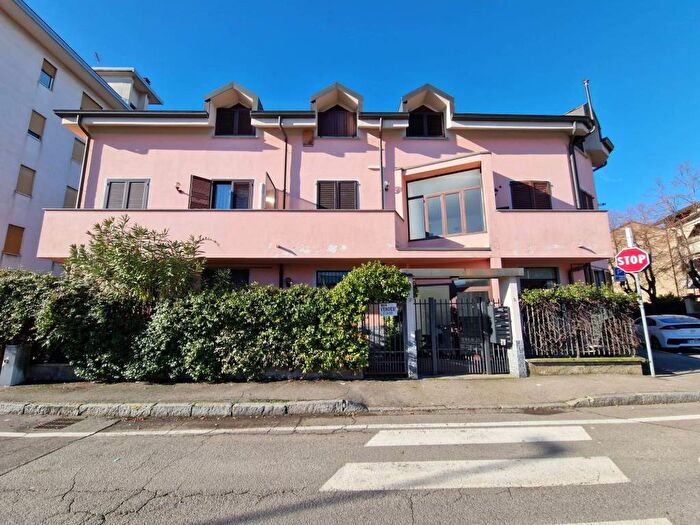 Appartamento monolocale in affitto in Via Vittorio Veneto, BovisioMasciago