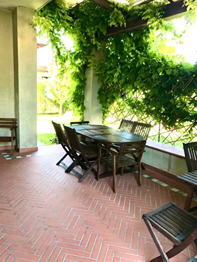 Casa con 10 locali in affitto in Forte Dei Marmi