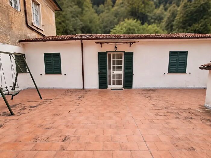 Appartamento quadrilocale in vendita in Carrara