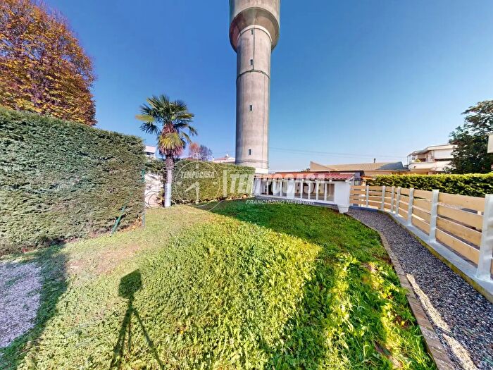 Appartamento trilocale in vendita in Via G Garibaldi, Cesano Maderno