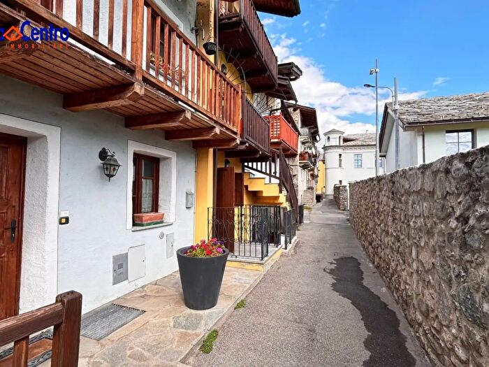 Appartamento bilocale in vendita in Via Carabel, Aosta