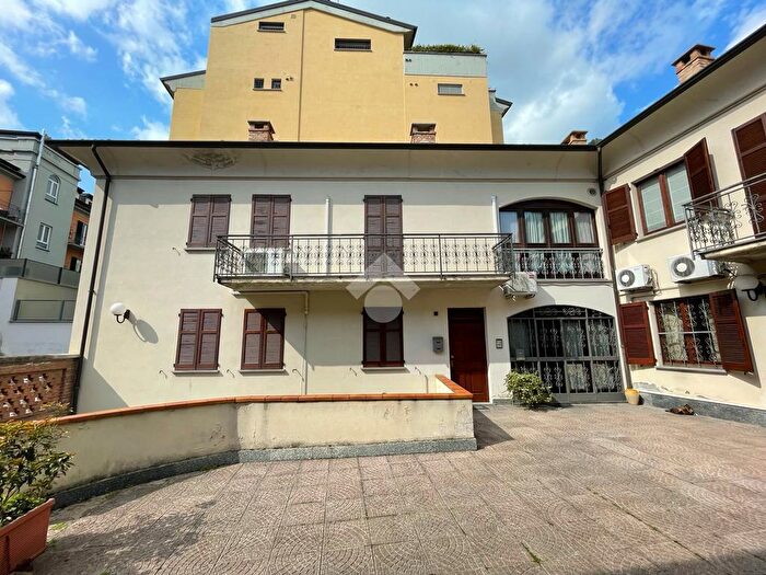 Casa trilocale in vendita in Via Agostino Depretis, Voghera