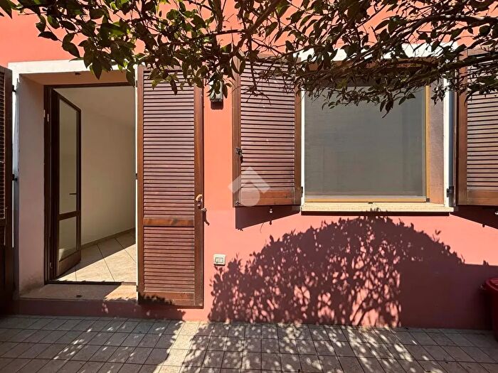 Appartamento trilocale in vendita in Via Aldo Guerrini, Ravenna
