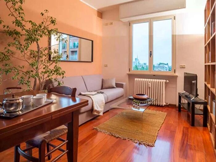 Appartamento trilocale in affitto in Via Francesco Caracciolo, Ghisolfa Mac Mahon, Milano