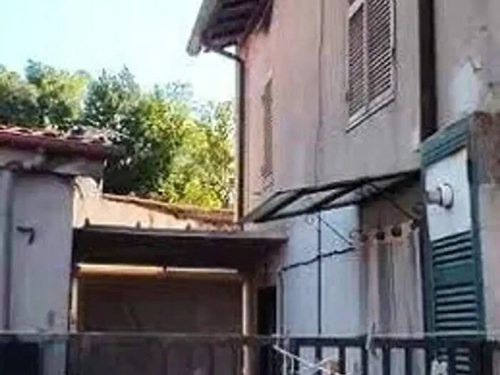 Appartamento trilocale in vendita in Piazza dell'Olmo, Manziana