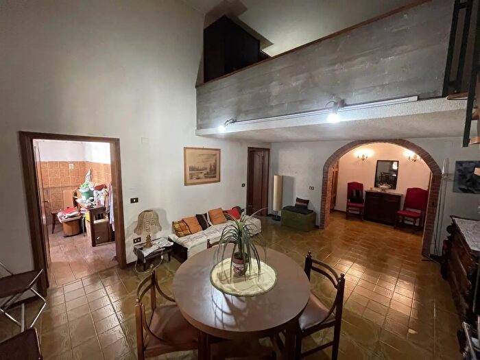 Appartamento quadrilocale in vendita in Firenze