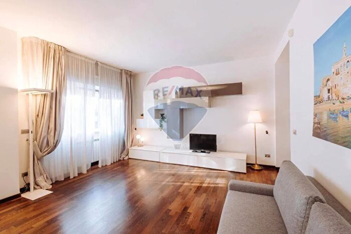 Appartamento quadrilocale in affitto in Via Nicolo Piccinni, Bari