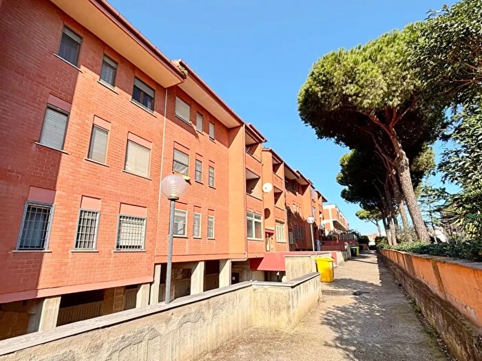 Appartamento con 5 locali in vendita in Viale Europa, Ladispoli