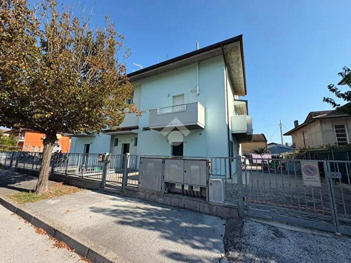 Appartamento trilocale in vendita in Via Domenico Cimarosa, Gatteo