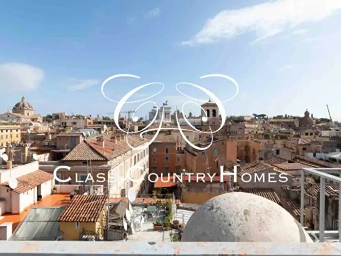 Appartamento con 6 locali in affitto in Via Paganica, Roma