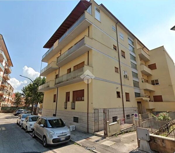 Appartamento quadrilocale in vendita in Via Leone Marsicano, Avezzano