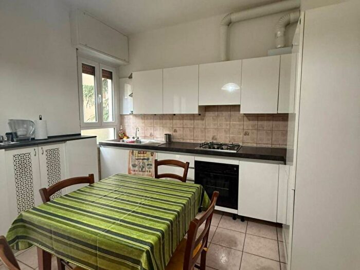Appartamento trilocale in affitto in Via Valassina, Dergano, Milano
