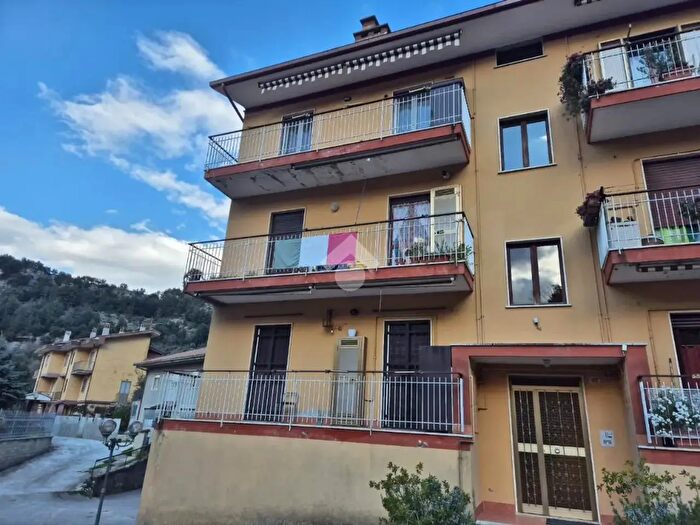 Appartamento quadrilocale in vendita in Via San Sebastiano, Carpineto Romano