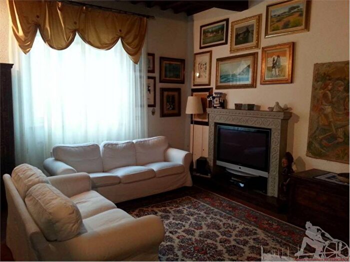 Appartamento con 5 locali in affitto in Centro, Forte dei Marmi