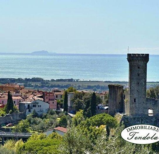 Casa trilocale in affitto in Colombiera Molicciara, Castelnuovo Magra