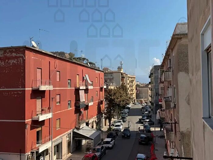 Appartamento quadrilocale in vendita in Via Gerobino Pilli, Messina
