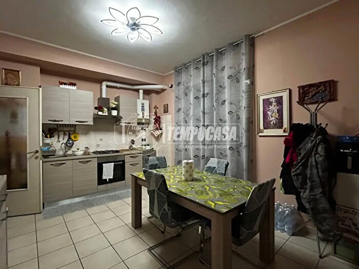 Appartamento bilocale in vendita in Via Verolengo, Torino