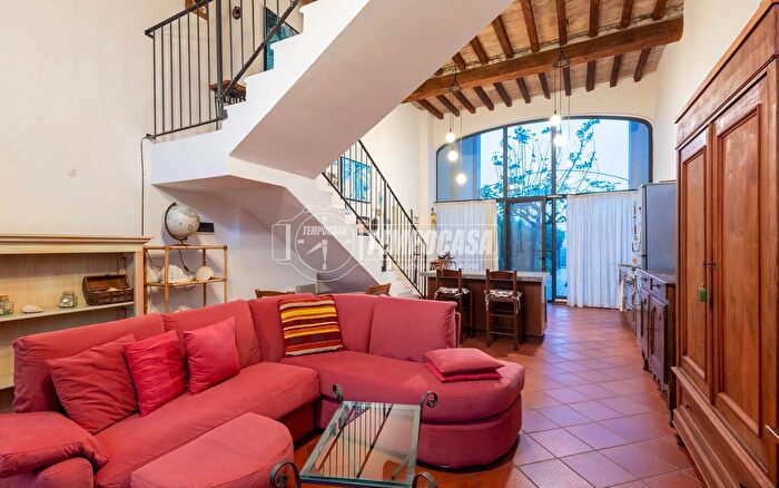 Casa trilocale in vendita in Strada Borghetto, Parma