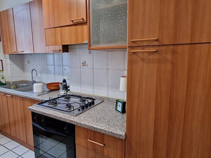 Appartamento quadrilocale in affitto in Via Alessandro III, Borgo Rovereto Piscina, Alessandria