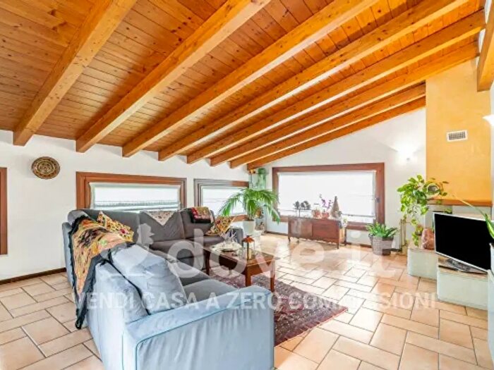 Casa con 5 locali in vendita in Loc Busela, Gavardo