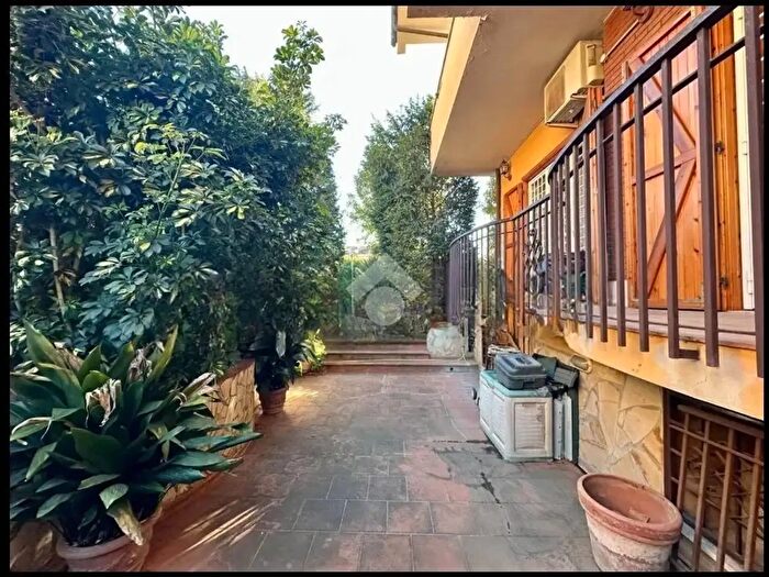 Casa con 5 locali in vendita in Via Giuseppe Balzaretto, Roma
