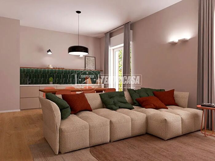 Appartamento quadrilocale in vendita in Via Primo Bandini, Parma