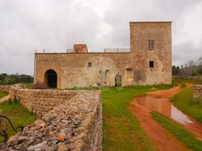 Casa con 6 locali in vendita in Strada Comunale Rose Cavalcatore, PresicceAcquarica