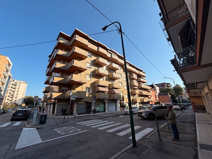 Appartamento quadrilocale in affitto in Via Aleardo Aleardi, Mestre, Venezia