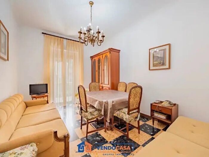 Appartamento quadrilocale in vendita in Via Ignazio dellOro, Alassio