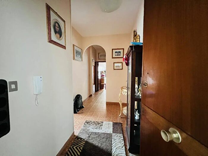 Appartamento trilocale in vendita in Via del Pescatore, Vibo Valentia