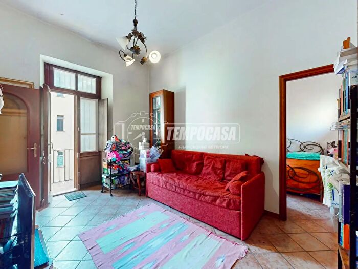 Appartamento trilocale in vendita in Via Francesco Petrarca, Torino