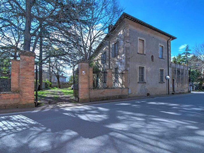 Casa con 6 locali in affitto in Via Roma, Centro, Castel Viscardo