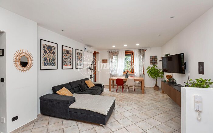 Appartamento quadrilocale in vendita in Via Trinità B, Santena