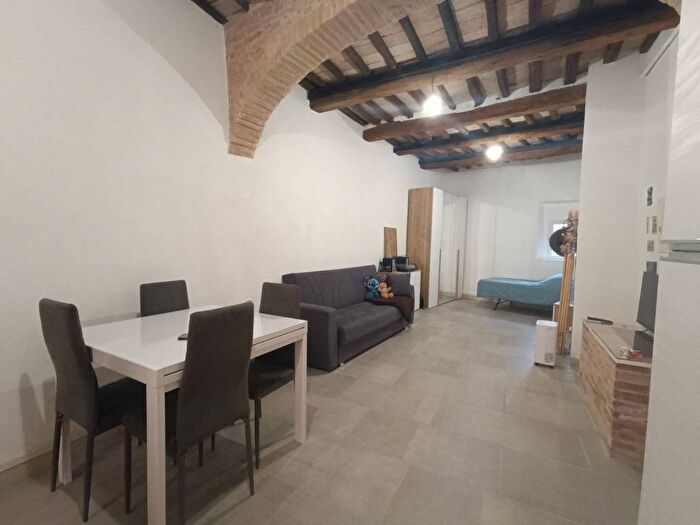 Appartamento monolocale in affitto in Via della Torricella, Centro Storico, Perugia