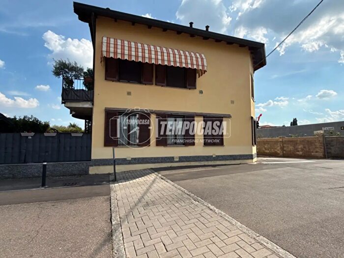 Appartamento monolocale in vendita in Via B Speroni, Villa Cortese