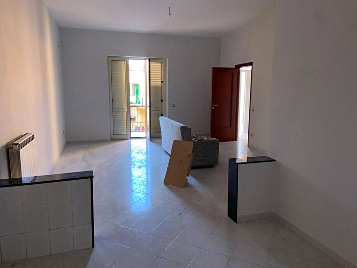 Appartamento trilocale in affitto in Via Antica Consolare Campana, Qualiano