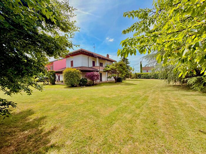 Casa con 10 locali in vendita in Spinetta Marengo, Alessandria