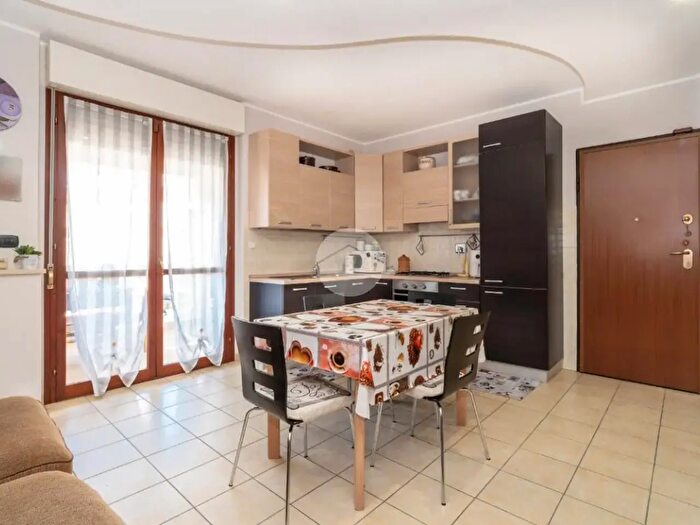 Appartamento bilocale in vendita in Via alle Fabbriche, Caselle Torinese