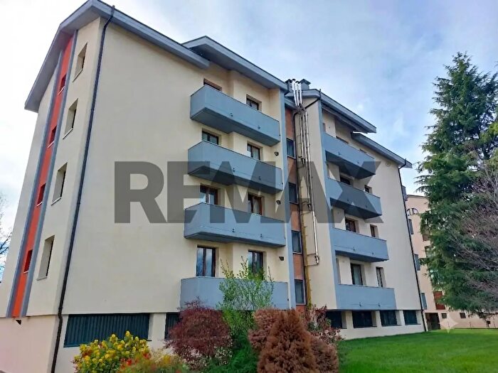 Appartamento trilocale in vendita in Via Velasca, Vimercate