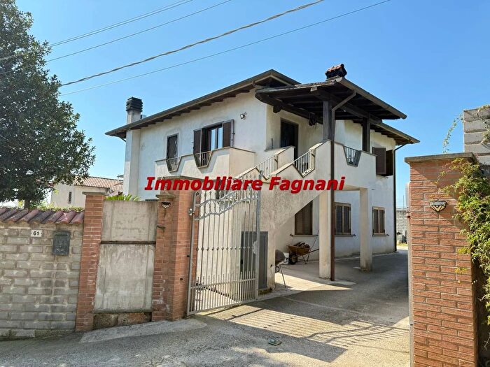 Casa trilocale in vendita in Via Fontana del TuranoVelletri, Velletri